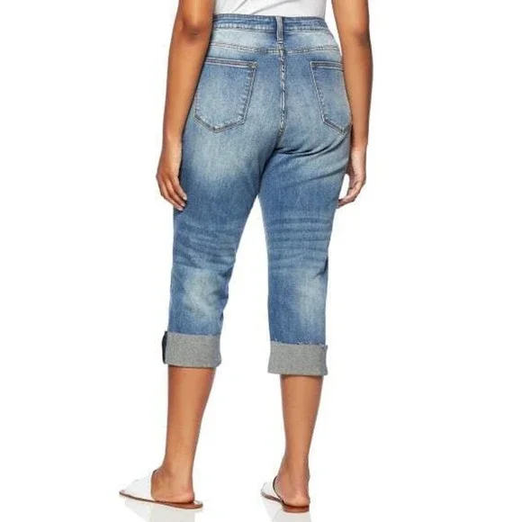 Vigoss Marley Distressed Midrise Cuffed Capri Light Wash Plus Size 22 H14763 - Picture 8 of 14